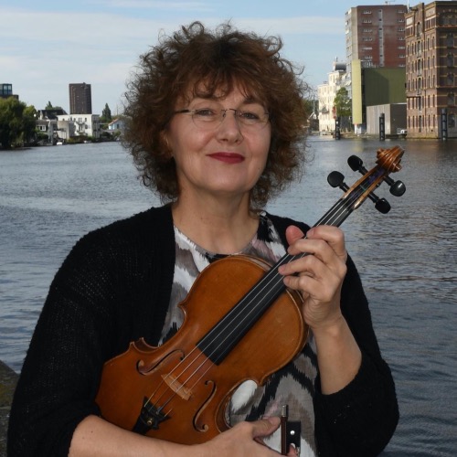 Aanbieder Ruth Cobelens