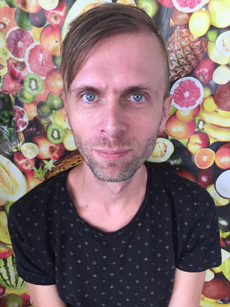 Aanbieder Peter van Drie