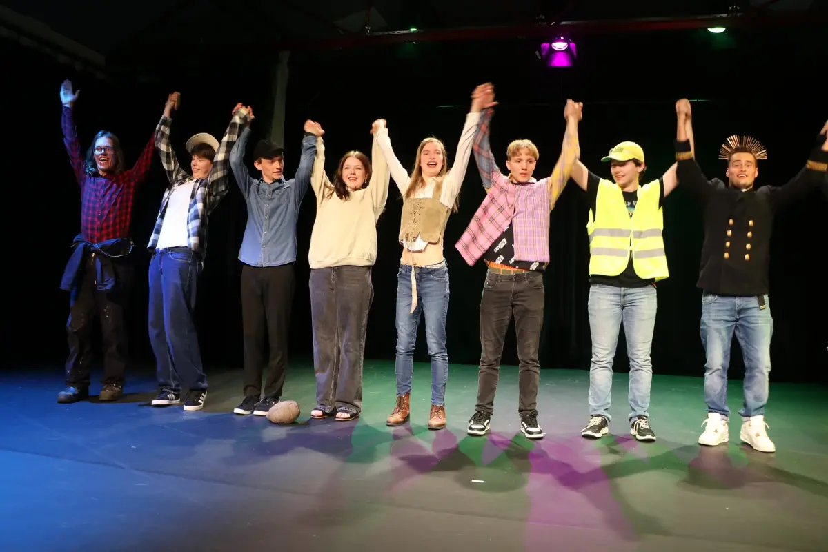 Theaterklas Robijn(16+)